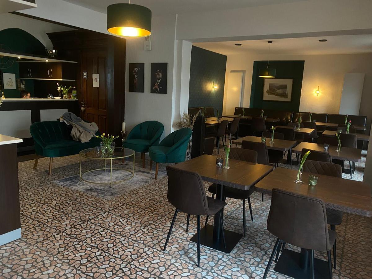 Hotel Vier Loewen Traben-Trarbach Bagian luar foto