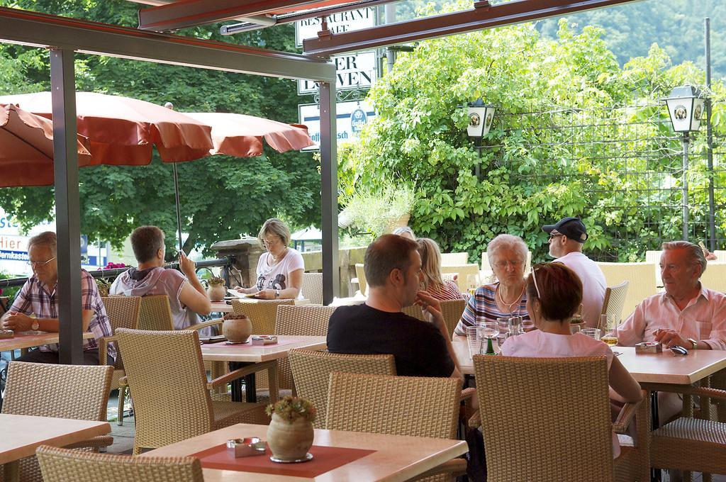 Hotel Vier Loewen Traben-Trarbach Bagian luar foto